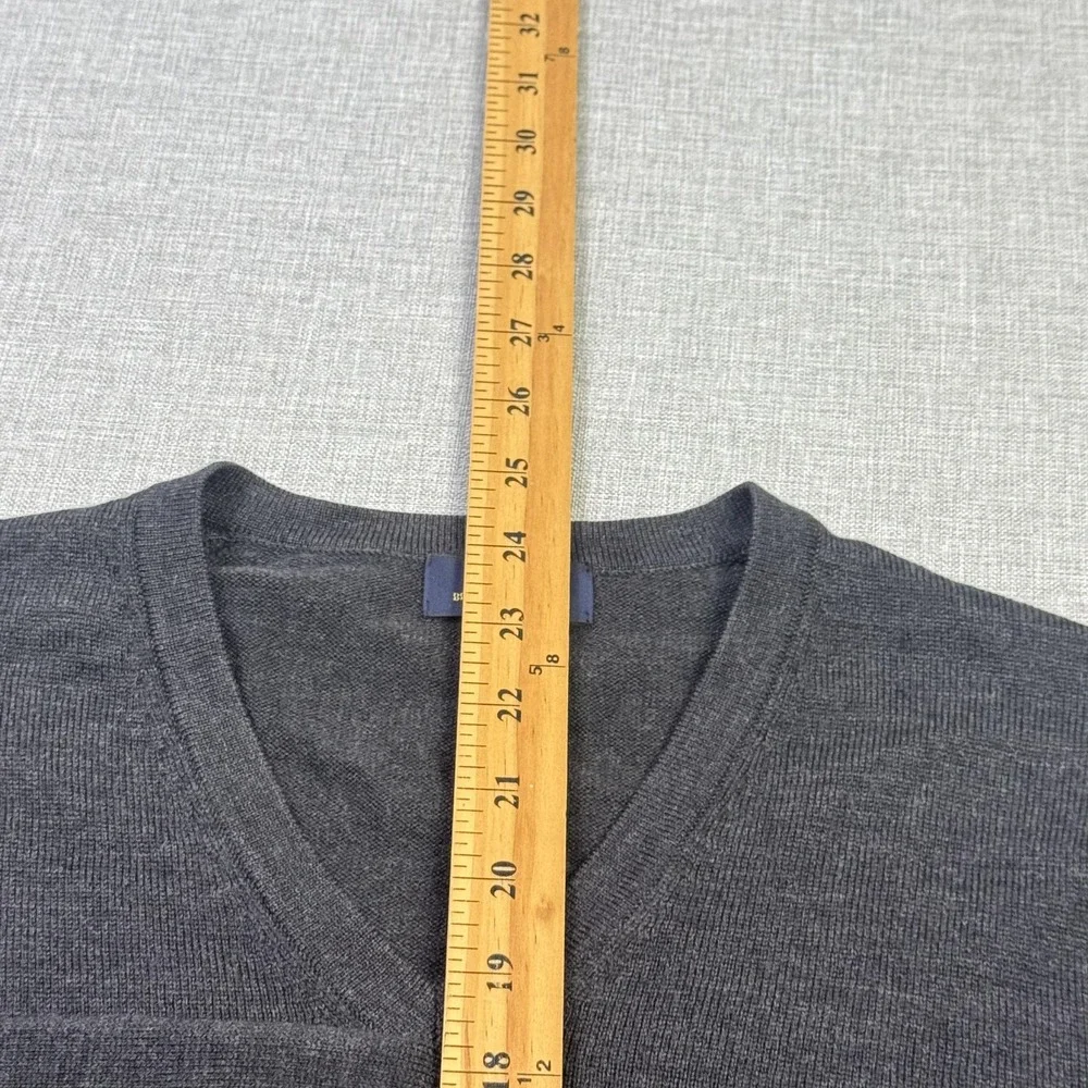 Brooks Brothers 346 Sweater Pullover Mens Small Gray V-Neck Merino Stretch